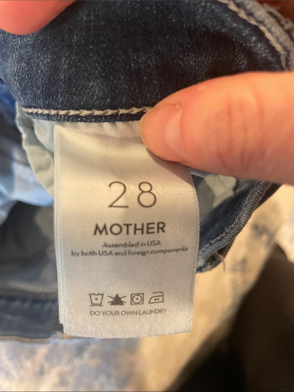 MOTHER The Hustler Ankle Fray Jeans - Picture 3 of 7